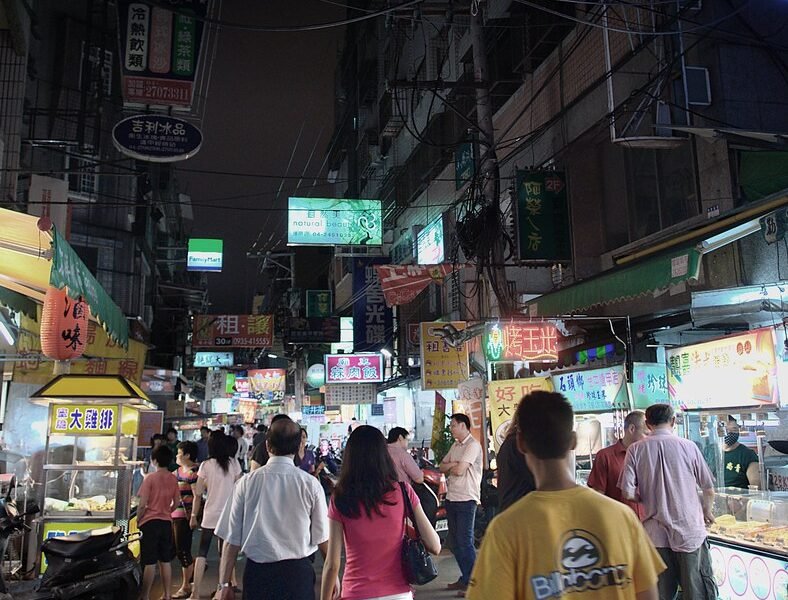 day 2, part 2: fengjia night market